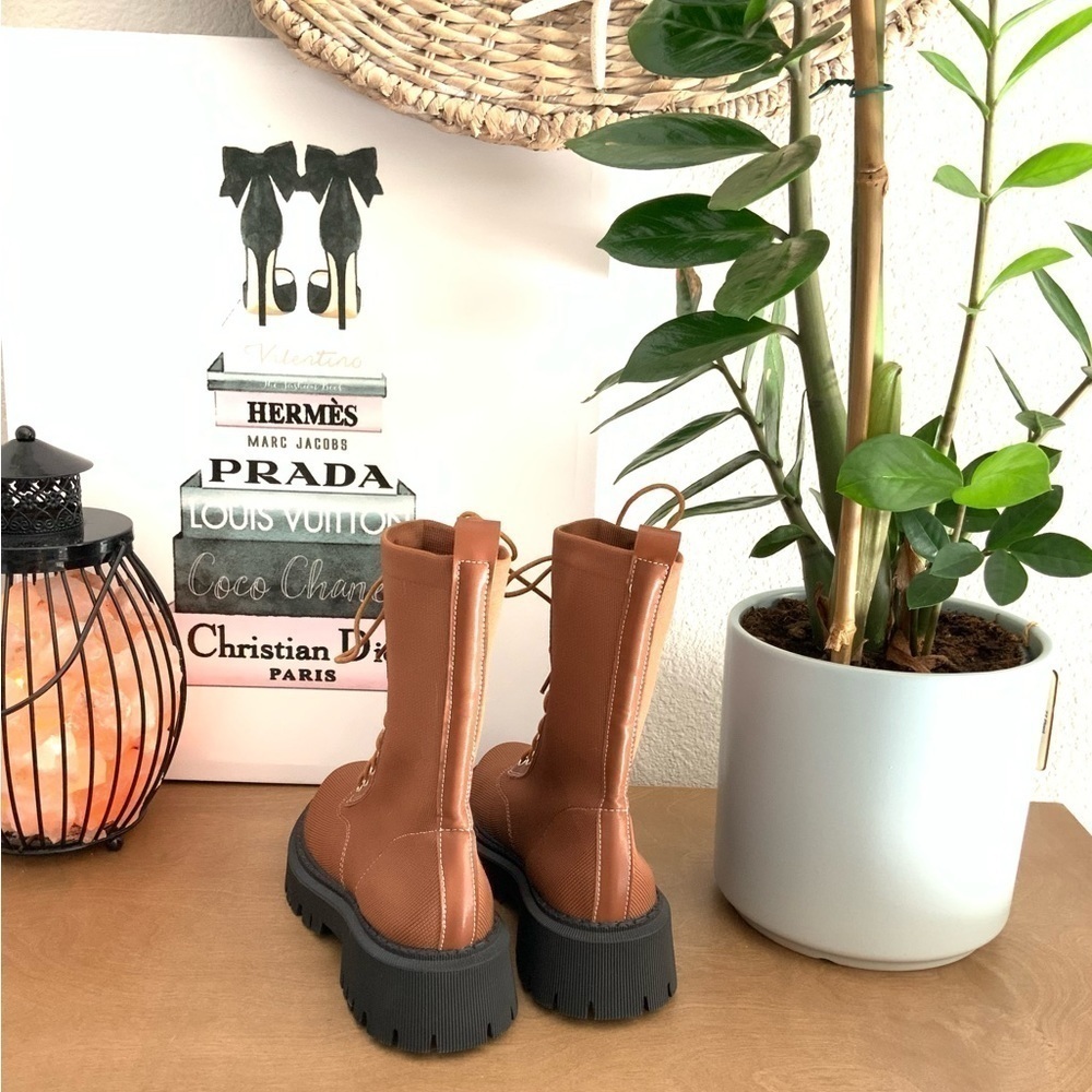 CUCCOO Slip-On Stretch Boots Collection- Ankle -High Sock Boots - Picture 5 of 6